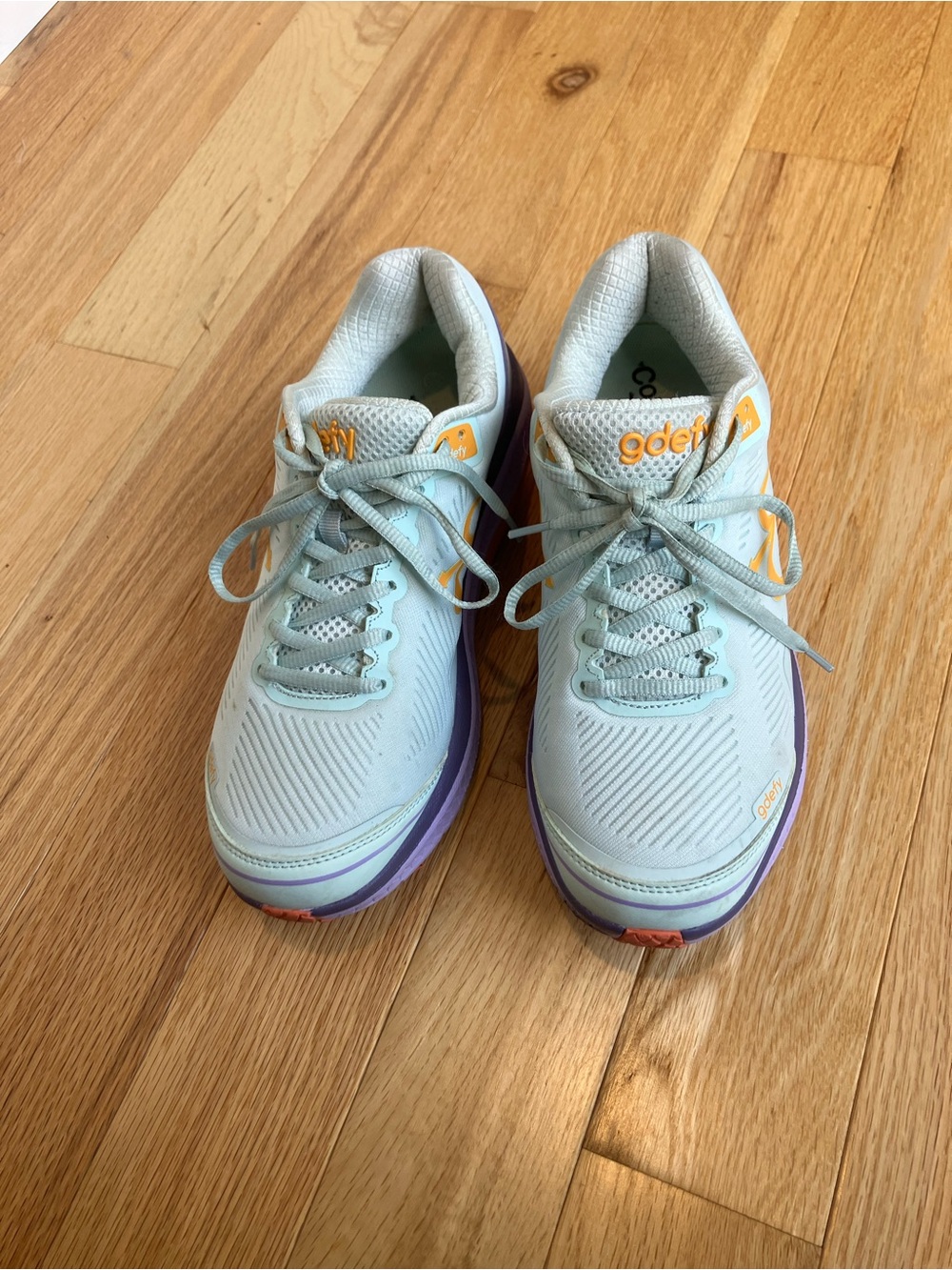 GDEFY Mighty Walk Athletic Shoes W9 Mint Green /Purple Pre-Owned good condition